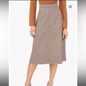 NWOT Halogen Check A-Line Skirt - Size Medium